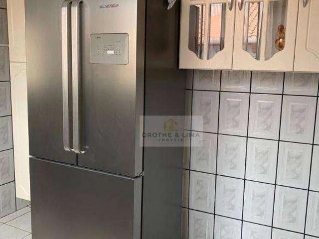 Casa / Sobrado para Venda em Guaratinguetá/SP Jardim Padroeira 3 Quartos