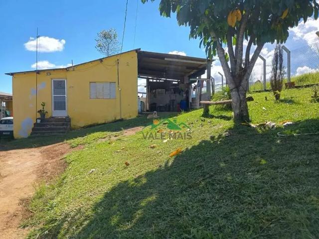 Casa / Sobrado para Venda em Guaratinguetá/SP Bom Jardim I 4 Quartos