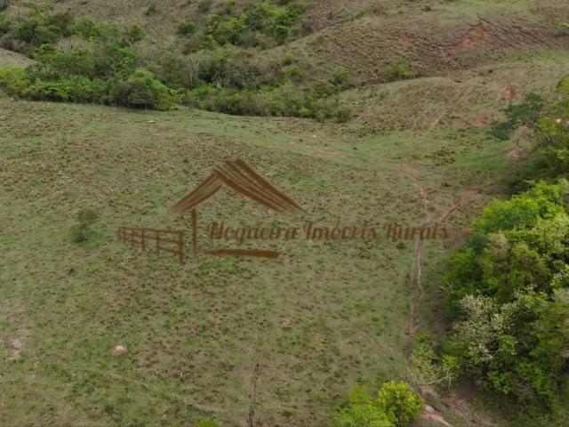 Casa / Sobrado para Venda em Guareí/SP Área Rural de Guareí