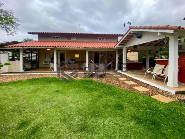 Casa / Sobrado para Venda em Guarujá/SP Balneário Praia do Pernambuco 3 Quartos