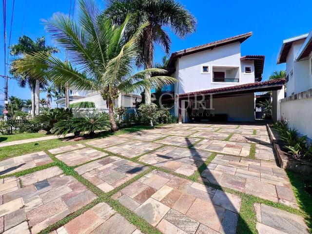 Casa / Sobrado para Venda em Guarujá/SP Balneário Praia do Pernambuco 5 Quartos