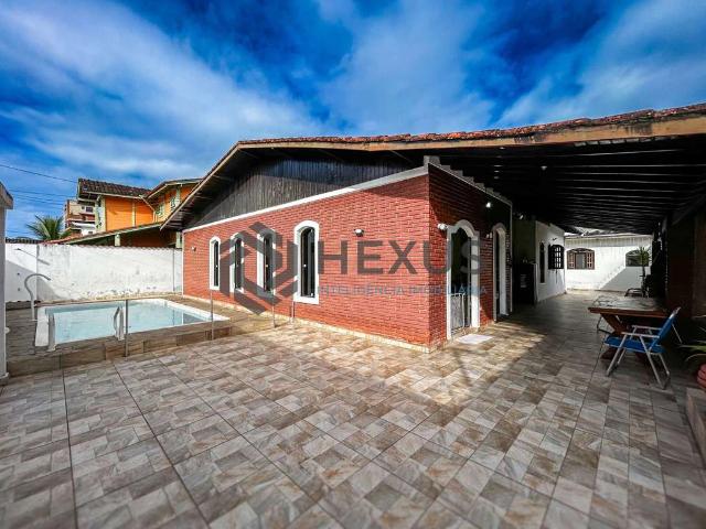Casa / Sobrado para Venda em Guarujá/SP Enseada 4 Quartos