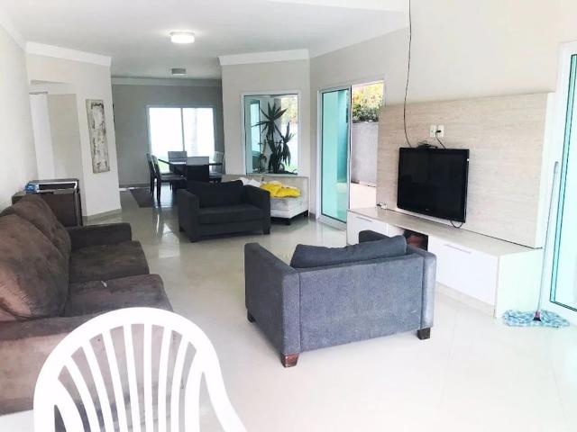 Casa / Sobrado para Venda em Guarujá/SP Enseada 4 Quartos