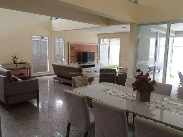 Casa / Sobrado para Venda em Guarujá/SP Enseada 4 Quartos