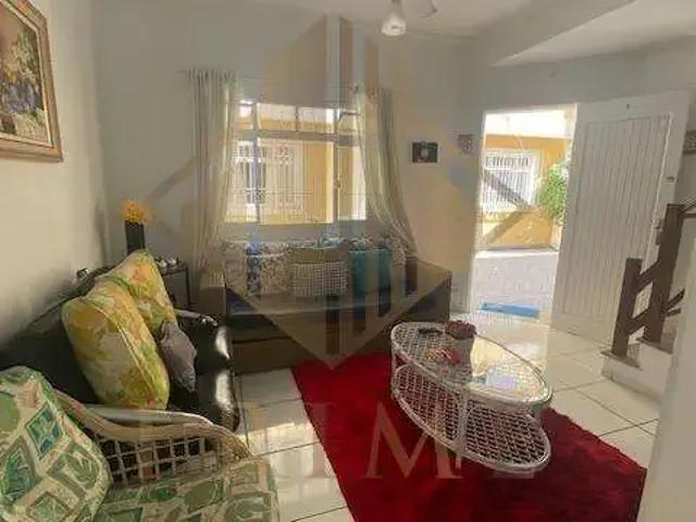 Casa / Sobrado para Venda em Guarujá/SP Enseada 2 Quartos
