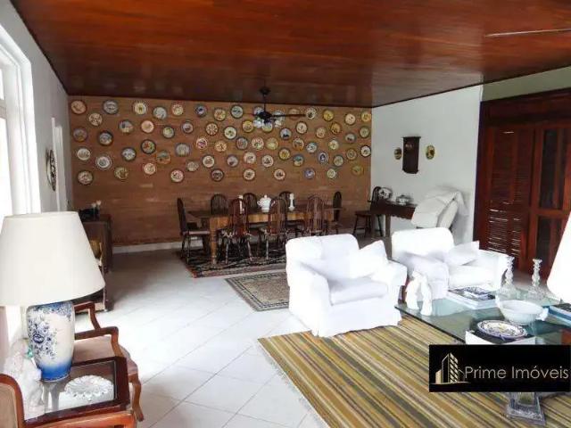 Casa / Sobrado para Venda em Guarujá/SP Enseada 3 Quartos