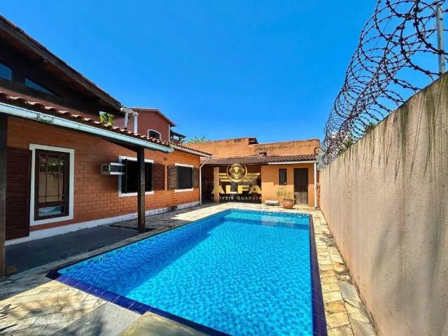 Casa / Sobrado para Venda em Guarujá/SP Enseada 3 Quartos