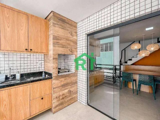 Casa / Sobrado para Venda em Guarujá/SP Enseada 3 Quartos