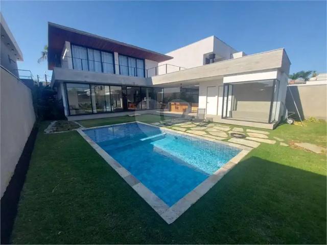 Casa / Sobrado para Venda em Guarujá/SP Jardim Acapulco 5 Quartos