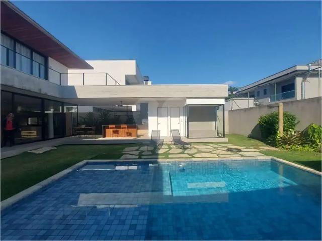 Casa / Sobrado para Venda em Guarujá/SP Jardim Acapulco 5 Quartos