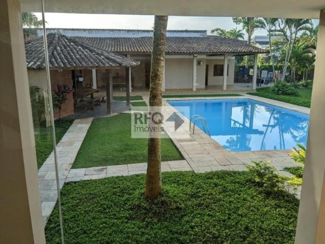 Casa / Sobrado para Venda em Guarujá/SP Jardim Acapulco 5 Quartos