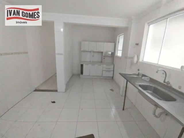 Casa / Sobrado para Venda em Guarujá/SP Jardim Astúrias 3 Quartos