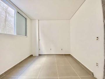 Casa / Sobrado para Venda em Guarujá/SP Jardim Astúrias 3 Quartos