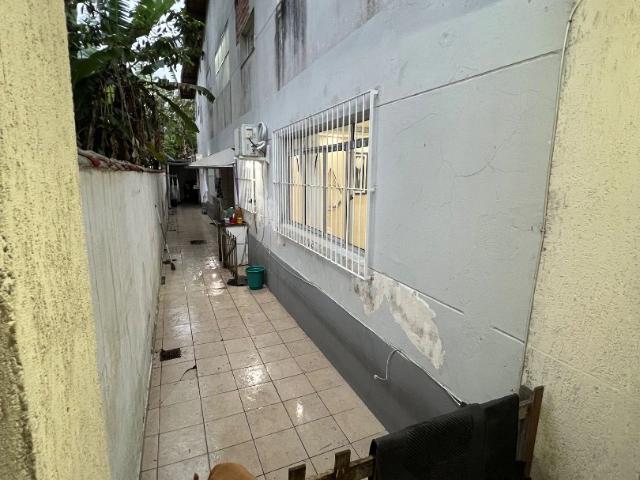 Casa / Sobrado para Venda em Guarujá/SP Jardim Santa Maria 2 Quartos