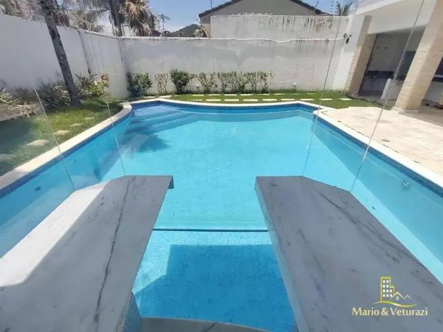 Casa / Sobrado para Venda em Guarujá/SP Jardim Virgínia 5 Quartos