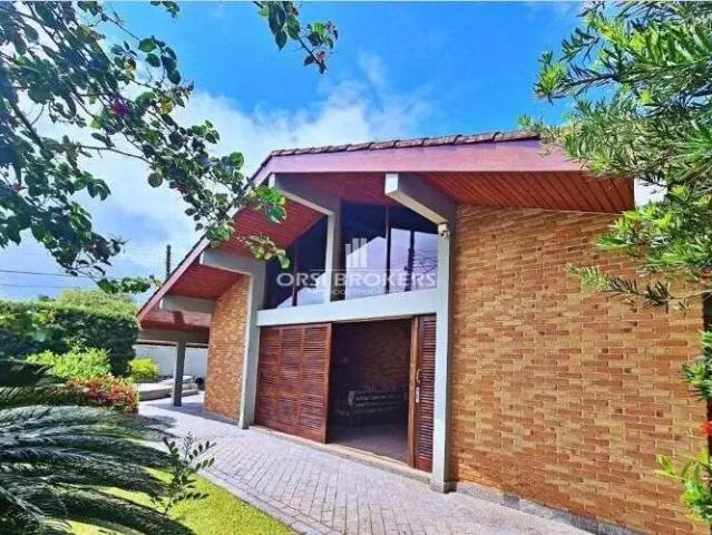 Casa / Sobrado para Venda em Guarujá/SP Jardim Virgínia 5 Quartos