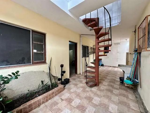 Casa / Sobrado para Venda em Guarujá/SP Vila Santa Rosa 6 Quartos