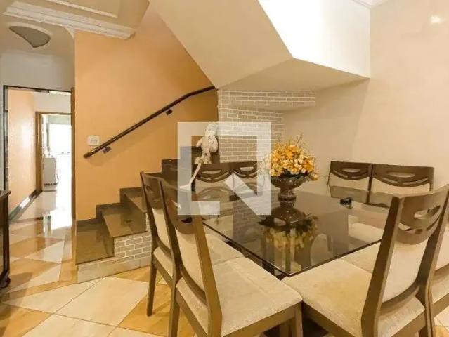 Casa / Sobrado para Venda em Guarulhos/SP Torres Tibagy 3 Quartos