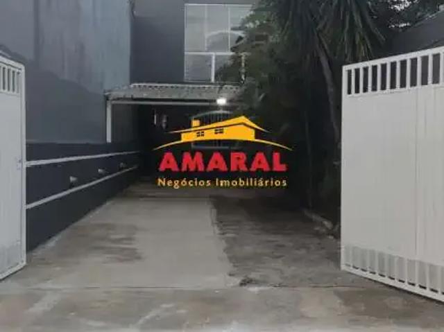 Casa / Sobrado para Venda em Guarulhos/SP Vila Nova Bonsucesso 4 Quartos