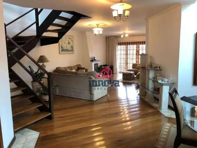 Casa / Sobrado para Venda em Guarulhos/SP Vila Galvão 4 Quartos