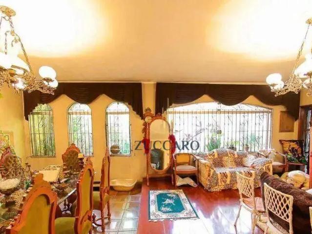 Casa / Sobrado para Venda em Guarulhos/SP Vila Galvão 4 Quartos