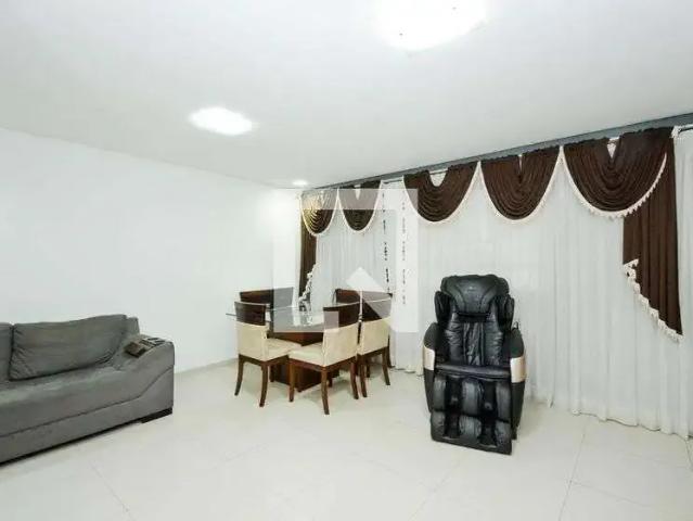 Casa / Sobrado para Venda em Guarulhos/SP Vila Galvão 4 Quartos