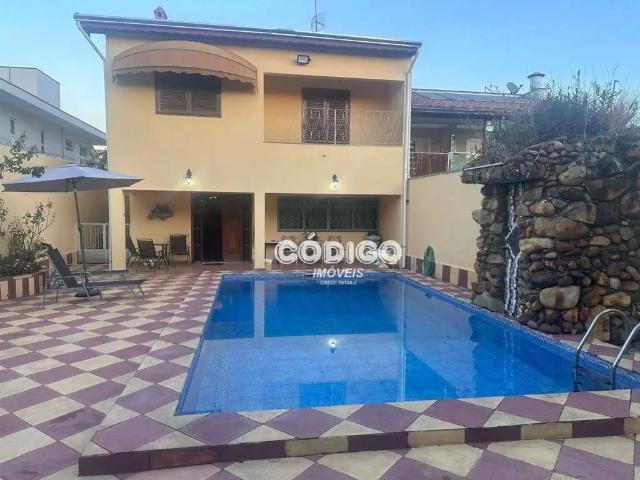 Casa / Sobrado para Venda em Guarulhos/SP Vila Galvão 4 Quartos