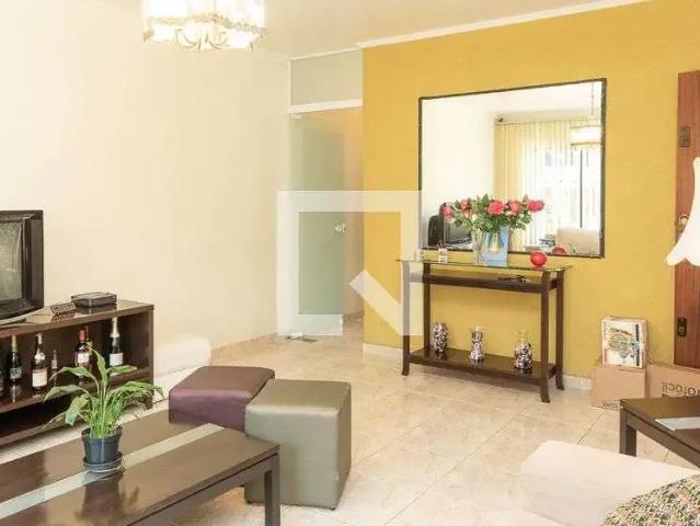 Casa / Sobrado para Venda em Guarulhos/SP Centro 3 Quartos