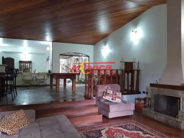 Casa / Sobrado para Venda em Guarulhos/SP Gopoúva 4 Quartos