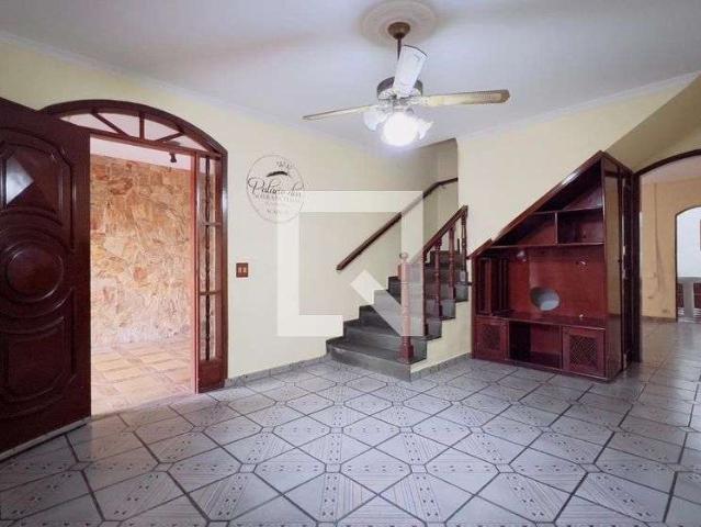 Casa / Sobrado para Venda em Guarulhos/SP Jardim Cocaia 3 Quartos