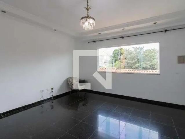Casa / Sobrado para Venda em Guarulhos/SP Jardim Cocaia 4 Quartos