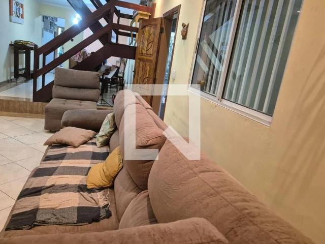 Casa / Sobrado para Venda em Guarulhos/SP Jardim Cocaia 5 Quartos
