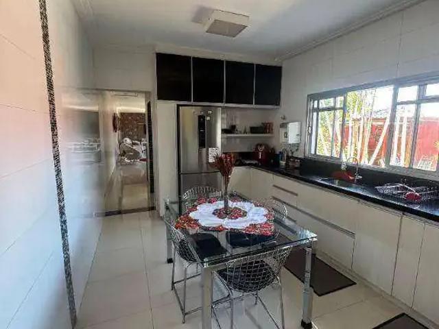 Casa / Sobrado para Venda em Guarulhos/SP Jardim Bela Vista 4 Quartos