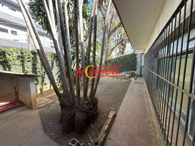 Casa / Sobrado para Venda em Guarulhos/SP Jardim Flor da Montanha 4 Quartos