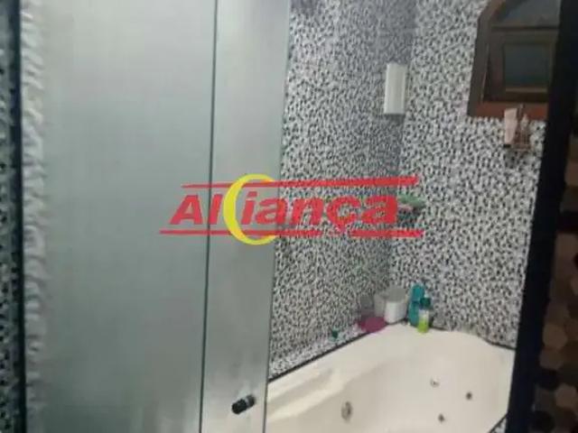 Casa / Sobrado para Venda em Guarulhos/SP Jardim Jovaia 4 Quartos