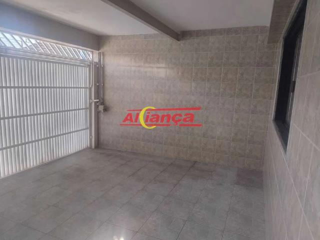 Casa / Sobrado para Venda em Guarulhos/SP Jardim Jovaia 4 Quartos