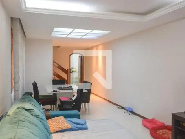 Casa / Sobrado para Venda em Guarulhos/SP Jardim Las Vegas 2 Quartos