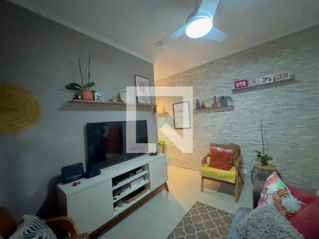 Casa / Sobrado para Venda em Guarulhos/SP Jardim Las Vegas 2 Quartos