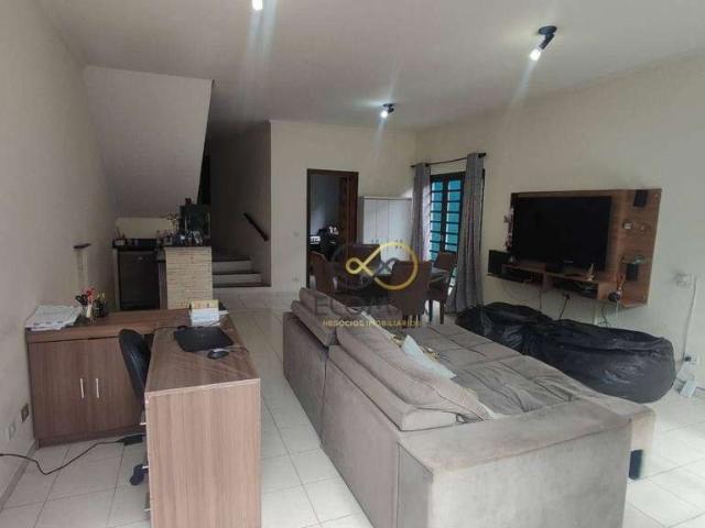 Casa / Sobrado para Venda em Guarulhos/SP Jardim Santa Mena 3 Quartos