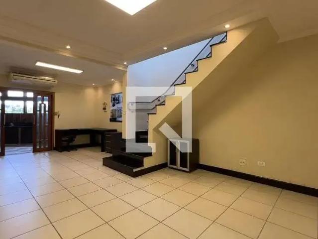 Casa / Sobrado para Venda em Guarulhos/SP Jardim Maia 3 Quartos