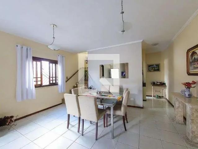 Casa / Sobrado para Venda em Guarulhos/SP Jardim Maia 3 Quartos