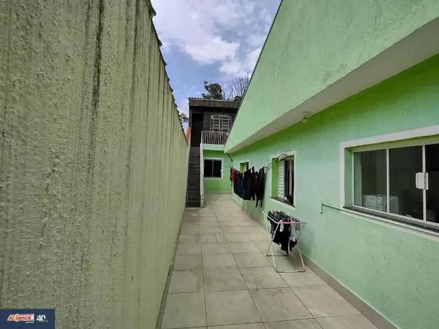 Casa / Sobrado para Venda em Guarulhos/SP Jardim Santa Bárbara 3 Quartos
