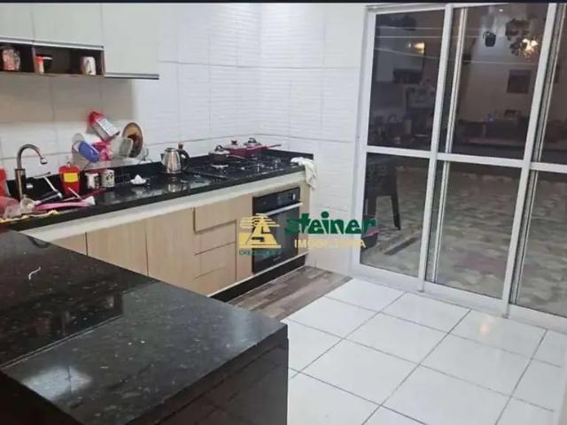 Casa / Sobrado para Venda em Guarulhos/SP Jardim Santa Bárbara 3 Quartos