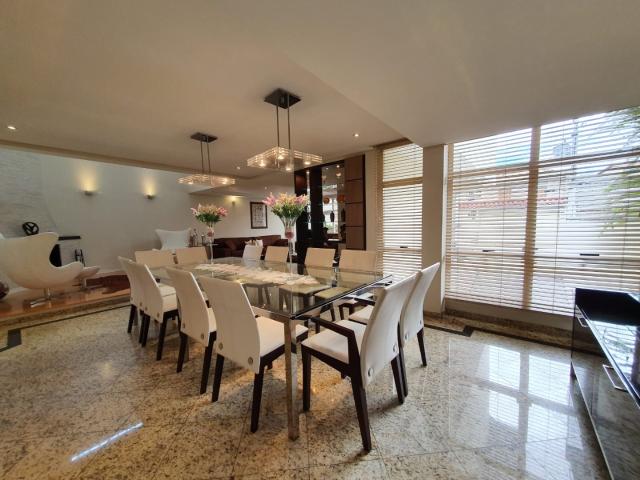 Casa / Sobrado para Venda em Guarulhos/SP Jardim Santa Mena 4 Quartos