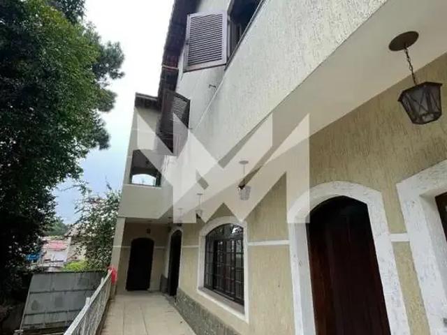 Casa / Sobrado para Venda em Guarulhos/SP Jardim Santa Mena 5 Quartos