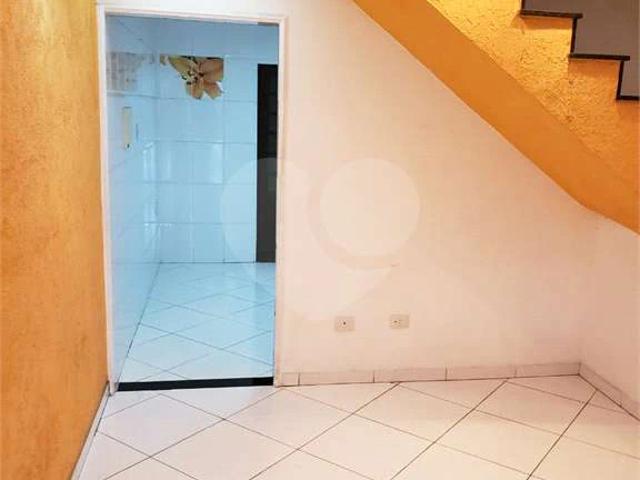 Casa / Sobrado para Venda em Guarulhos/SP Jardim Santa Mena 2 Quartos