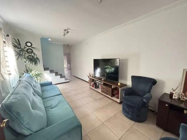 Casa / Sobrado para Venda em Guarulhos/SP Jardim Santa Mena 3 Quartos