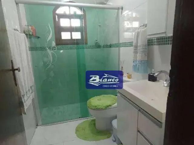 Casa / Sobrado para Venda em Guarulhos/SP Jardim Santa Mena 3 Quartos