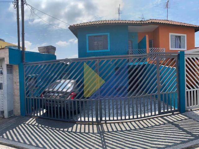 Casa / Sobrado para Venda em Guarulhos/SP Jardim Santa Mena 3 Quartos