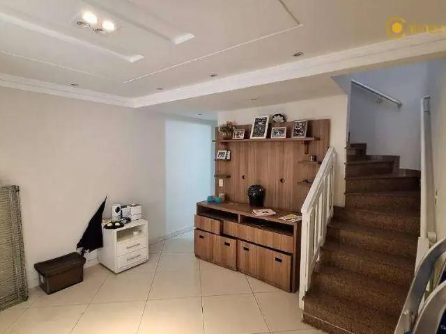 Casa / Sobrado para Venda em Guarulhos/SP Jardim Santa Mena 3 Quartos